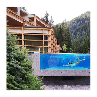 Piscine en acrylique avec une construction en verre au-dessus du sol et une épaisseur de 30 mm à 950 mm