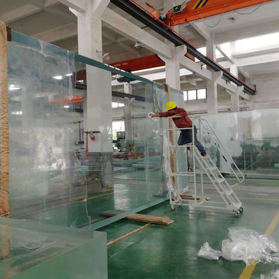 Installation de fenêtres de piscine d'hôtel Aupool Fenêtre de piscine non jaunissante pour piscines en conteneurs
