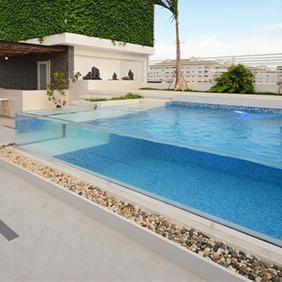 Découvrez les avantages du générateur de chlorure de sel AUPOOL pour votre piscine au-dessus du sol