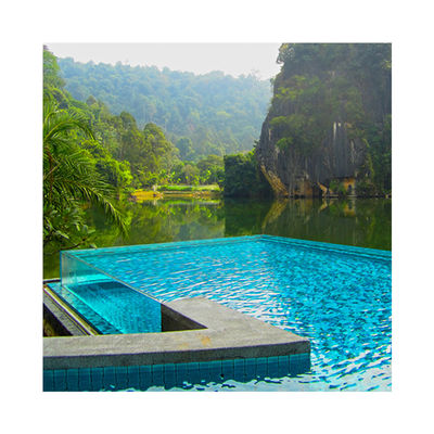 L'acrylique est utilisé pour la fabrication de feuilles de PMMA pour piscines.
