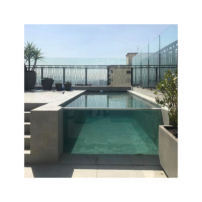 L'acrylique est utilisé pour la fabrication de feuilles de PMMA pour piscines.