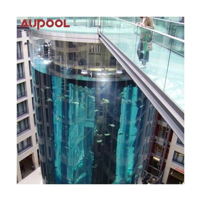 Piscine acrylique transparente pour une transmission lumineuse élevée de 92,5% et une épaisseur de 30 à 950 mm
