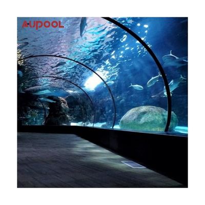 Piscine acrylique transparente pour une transmission lumineuse élevée de 92,5% et une épaisseur de 30 à 950 mm