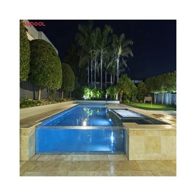 Des feuilles de piscine acrylique à haute transparence pour la conception de piscines sur mesure au sein d'AUPOOL