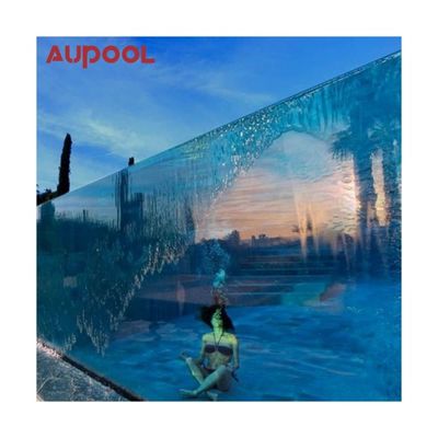 Demande du client piscine sur mesure avec acrylique en plastique en fibre de verre