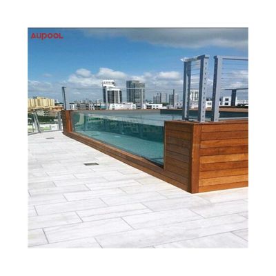 Fenêtre de piscine acrylique personnalisée avec une transmission lumineuse de 93% et une pompe à air