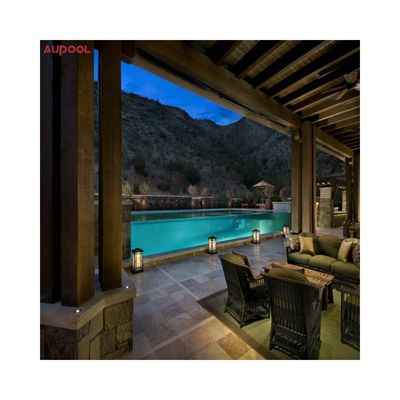 Fenêtre de piscine acrylique personnalisée avec une transmission lumineuse de 93% et une pompe à air