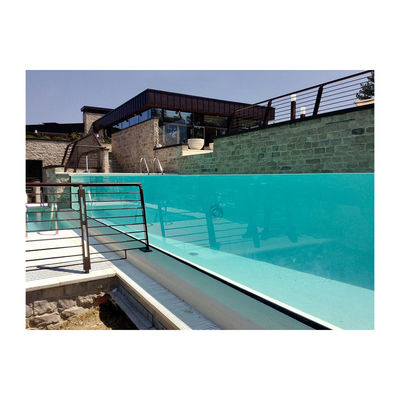 Décoration d'éclairage coloré pour l'extérieur Acrylique de l'eau transparente de descente Taille personnalisée