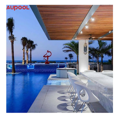 Piscine acrylique à haute diaphanéité sur mesure pour spa et piscines thermostatiques