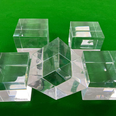 Panneau acrylique à haute transmission lumineuse pour taille personnalisée mur de piscine de jardin