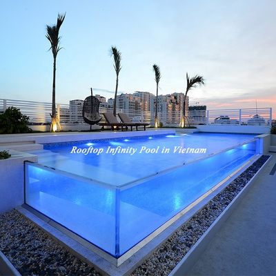 Matériau de construction AUPOOL 30 ans Piscine acrylique non jaunissante pour le toit d'un hôtel au Vietnam