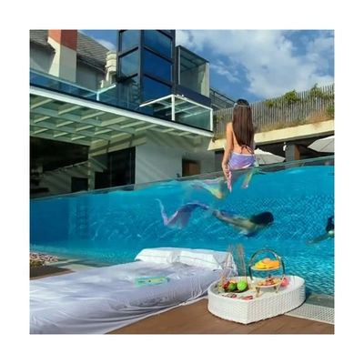 Piscine en plastique transparente avec piscine en verre acrylique avec pompe à air