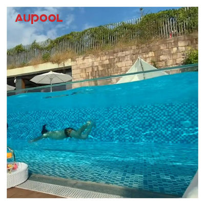 Piscine en fibre de verre avec bordure de bronzage de taille personnalisée et supérieure