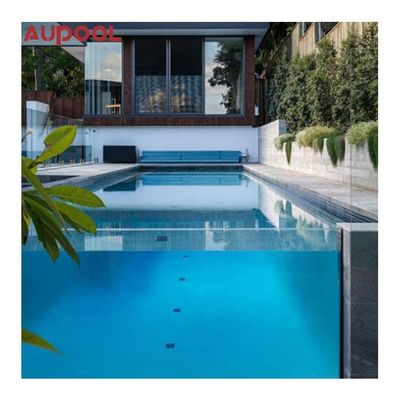 Piscine en verre acrylique à haute dureté de surface dans un conteneur de transport préfabriqué